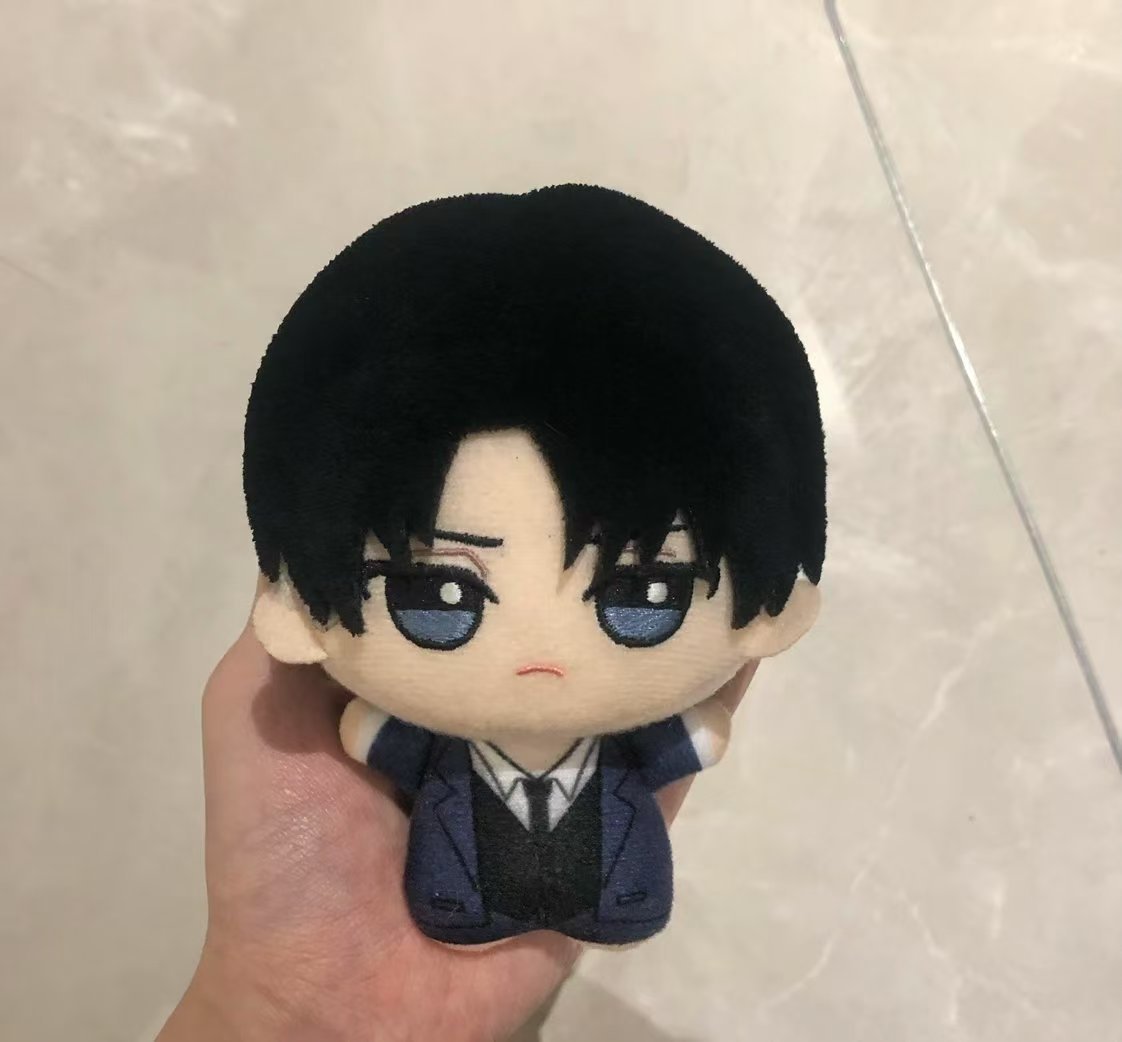 10cm Pluszak Levi Ackerman Fig – Anime Merchandise Figure recenzja i cena
